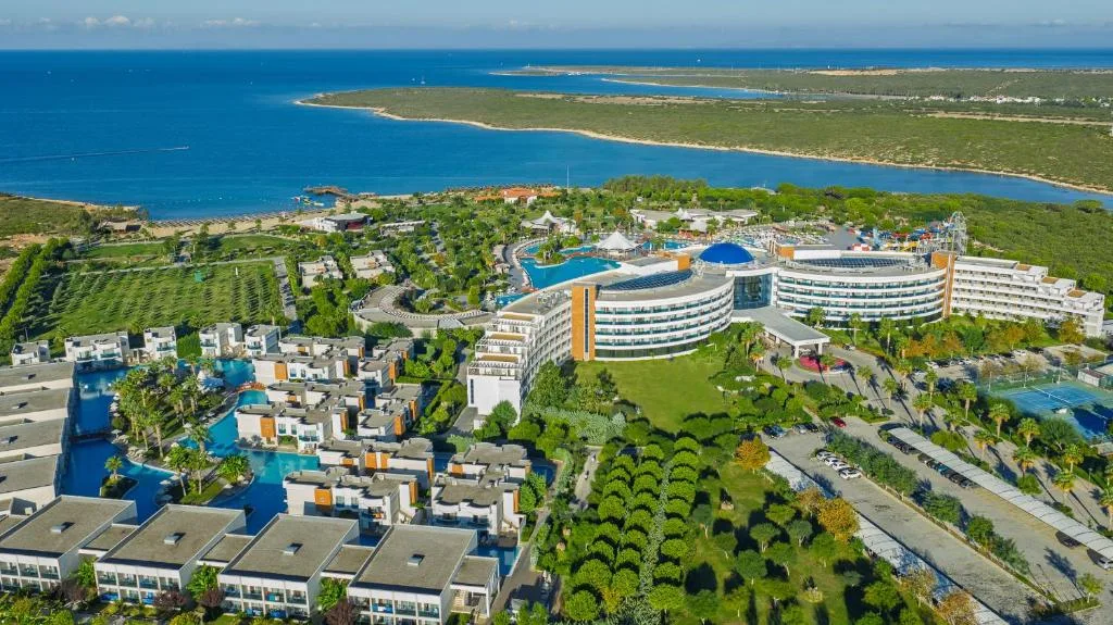 Aquasis De Luxe Resort & SPA - Ultra All Inclusive - 5-star hotel in Didim, Didim - photo 1