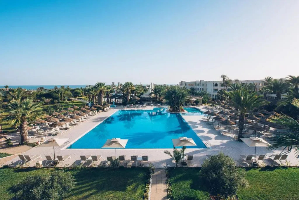 Iberostar Waves Mehari Djerba - Hotel de 4 estrelas em Sidi Mahres, Djerba - photo 1