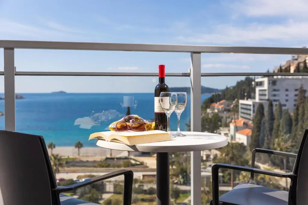 Grand Hotel Park - 4-star hotel in Lapad peninsula (500m from Lapad Bay beach), Dubrovnik - photo 1