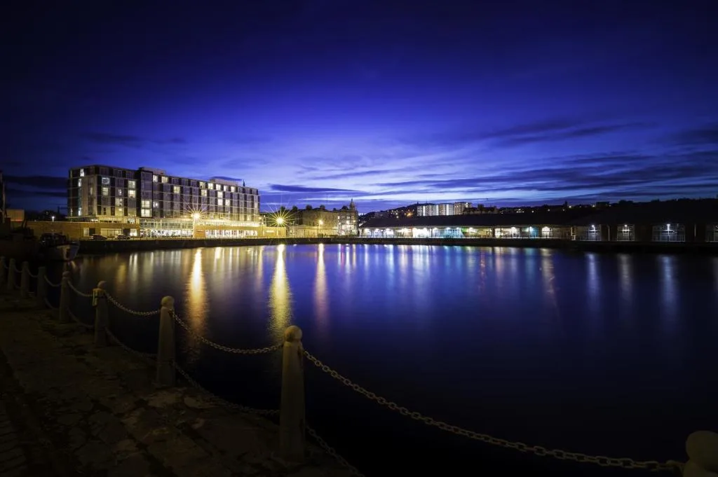 Apex City Quay Hotel & Spa - 4-star hotel in Dundee, Dundee - photo 1