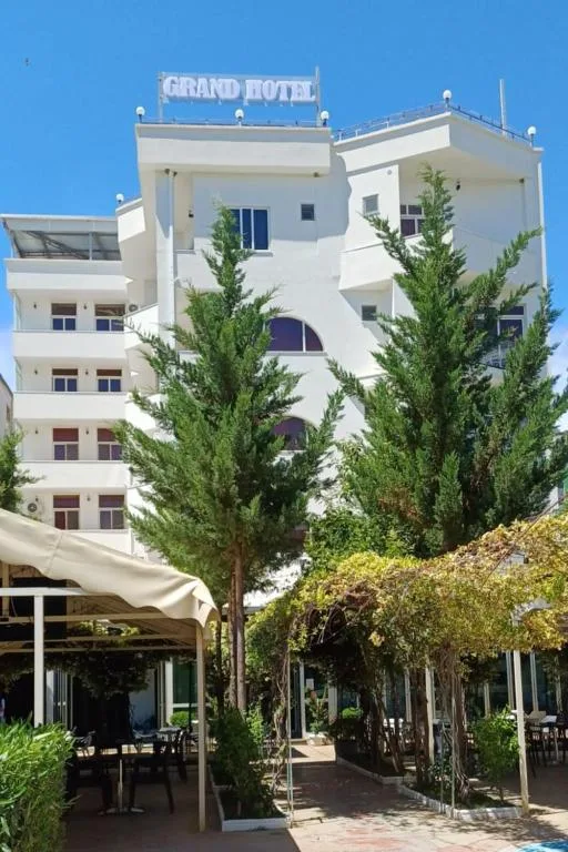 GRAND HOTEL eae - Hotel de null estrelas em Durrës, Durrës - photo 1
