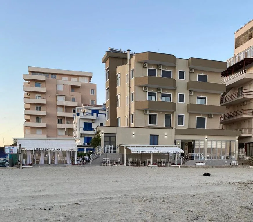 Hotel Tirona - Hotel de 4 estrelas em Durrës, Durrës - photo 1