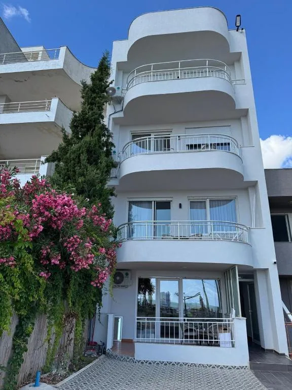 Sandy Vibes Apartments - Hotel de null estrelas em Durrës, Durrës - photo 1