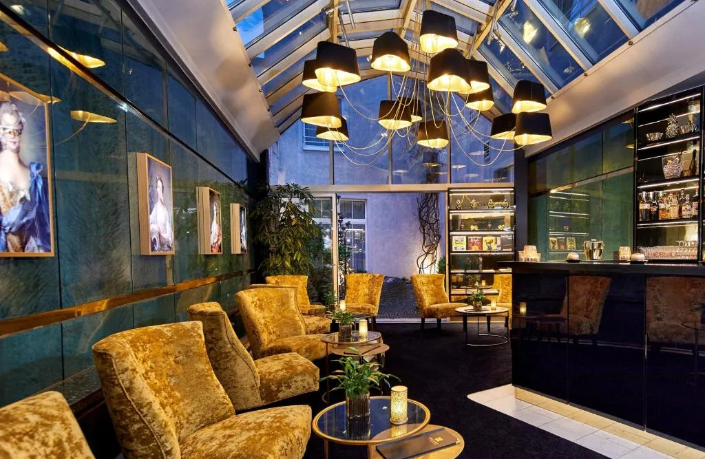 Das Carls Hotel - 4-star hotel in Düsseldorf, Düsseldorf - photo 1
