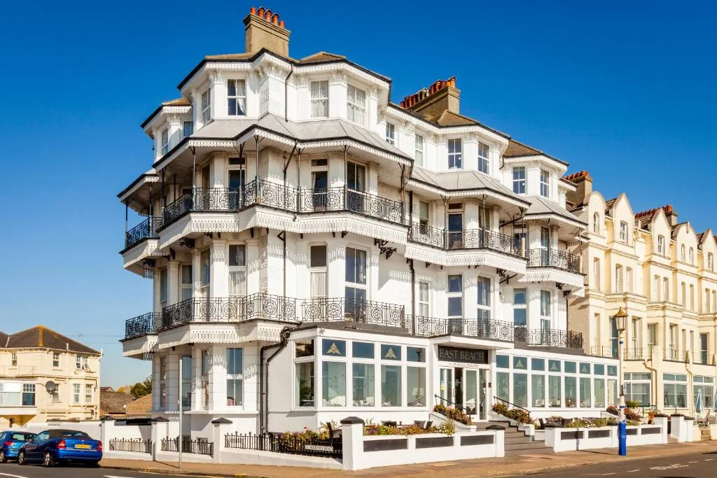 East Beach Hotel - 3-star hotel in Eastbourne, Eastbourne - photo 1