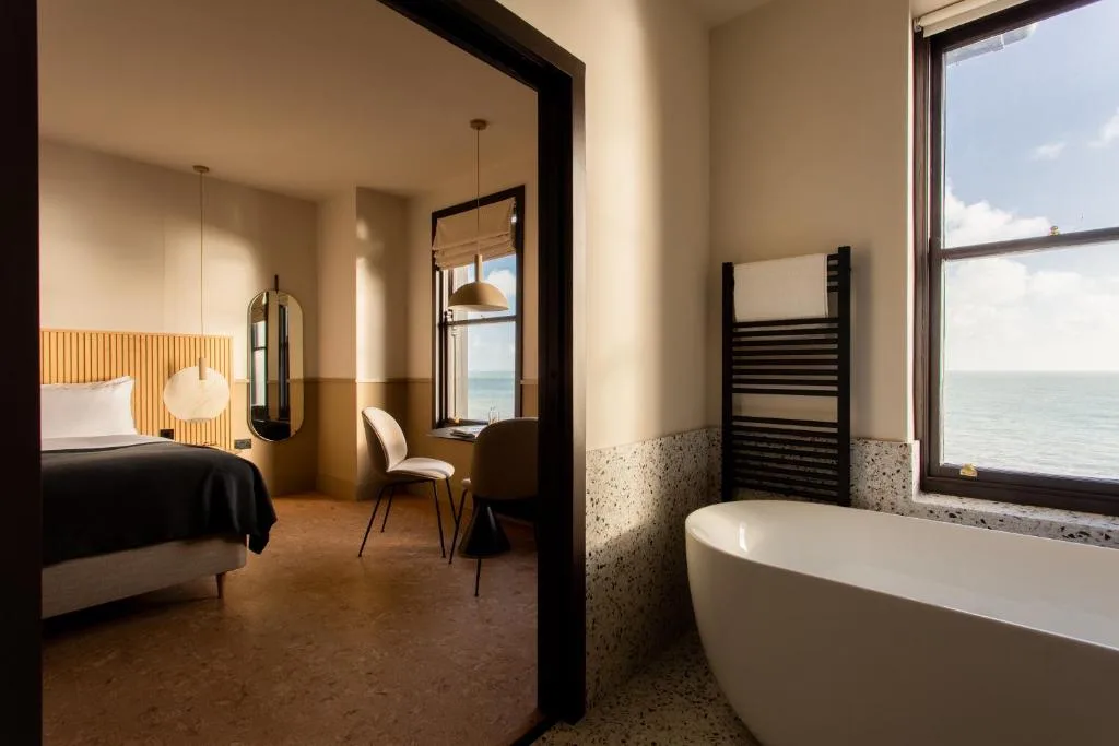 Port Hotel - null-star hotel in Eastbourne, Eastbourne - photo 1