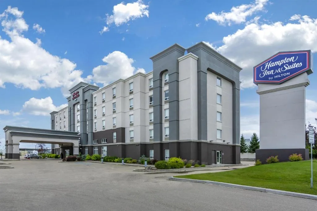 Hampton Inn & Suites Edmonton/West - Hotel de 3 estrellas en Edmonton, Edmonton - photo 1