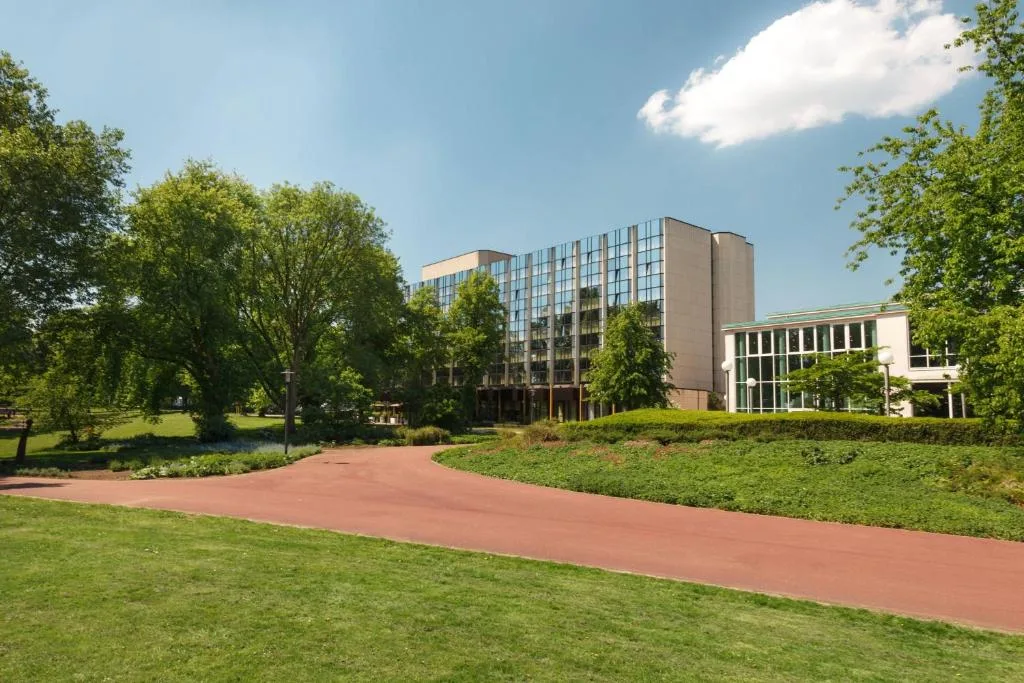 Sheraton Essen Hotel - Hotel de 4 estrellas en Essen, Essen - photo 1