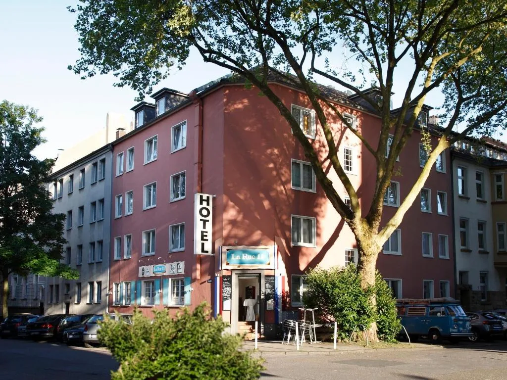 Stadt-gut-Hotel Rheinischer Hof - Hotel de 3 estrellas en Essen, Essen - photo 1