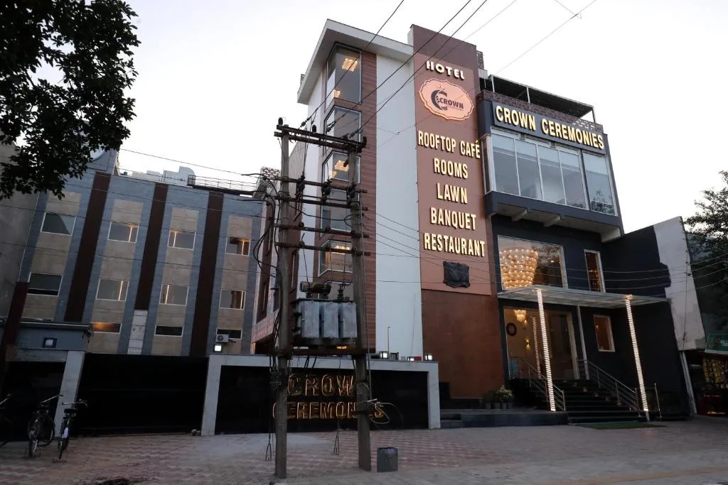 Crown Ceremonies - Hôtel 3 étoiles, Faridabad, Faridabad - photo 1