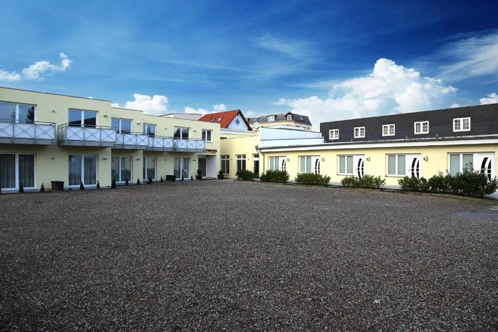 Hotel Fruerlund - Hotel de 3 estrelas em Flensburg, Flensburg - photo 1