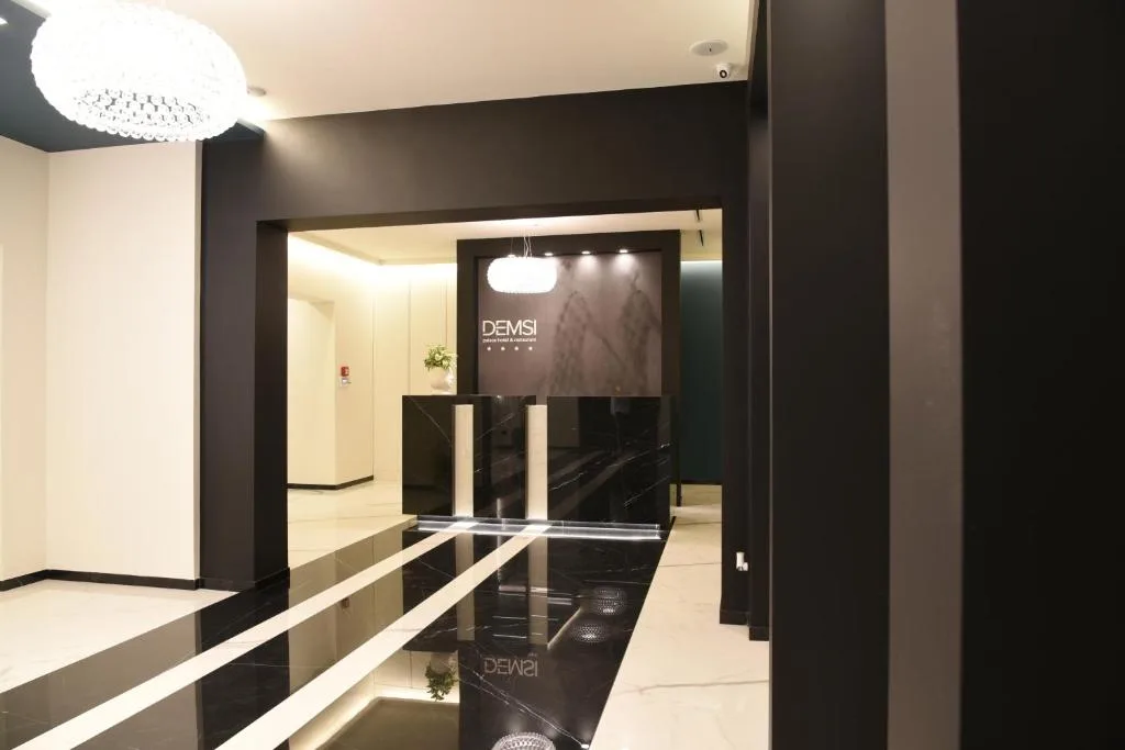 DEMSI Palace Hotel & Restaurant - Hotel de 4 estrellas en Foggia, Foggia - photo 1