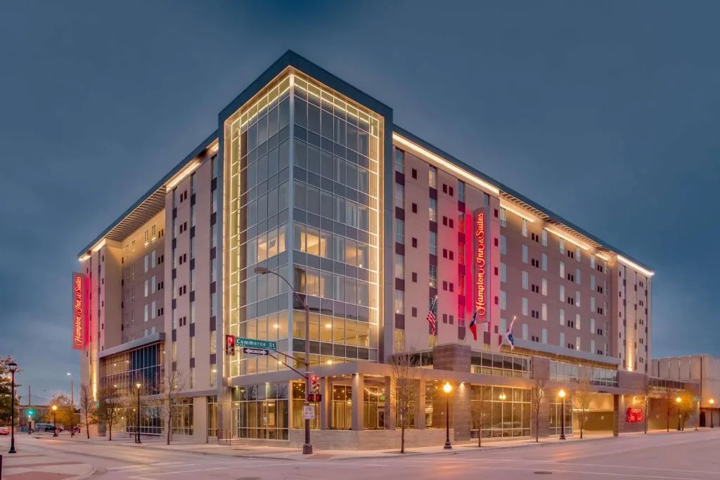Hampton Inn & Suites Fort Worth Downtown - 3-star hotel in Fort Worth, Fort Worth - photo 1