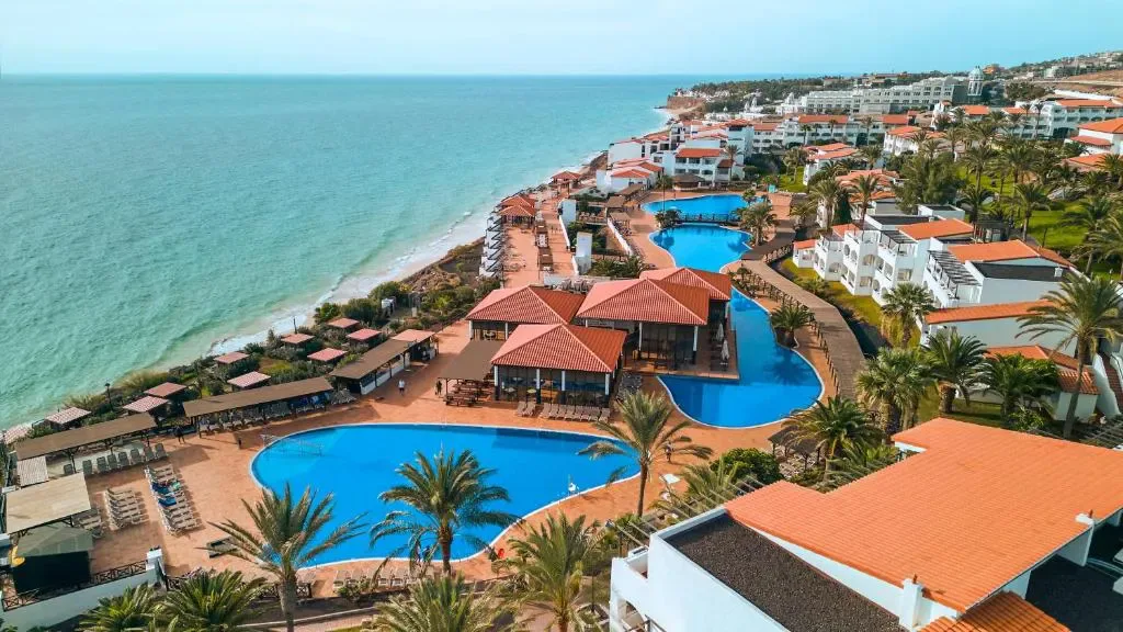 Espace piscine du TUI MAGIC LIFE Fuerteventura - All Inclusive à Morro del Jable, Fuerteventura