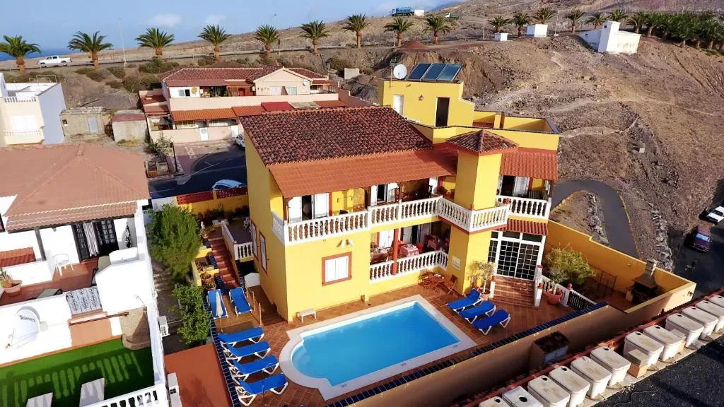 Terrasse piscine de l'Hotel La Colina surplombant la plage del Matorral, Morro del Jable