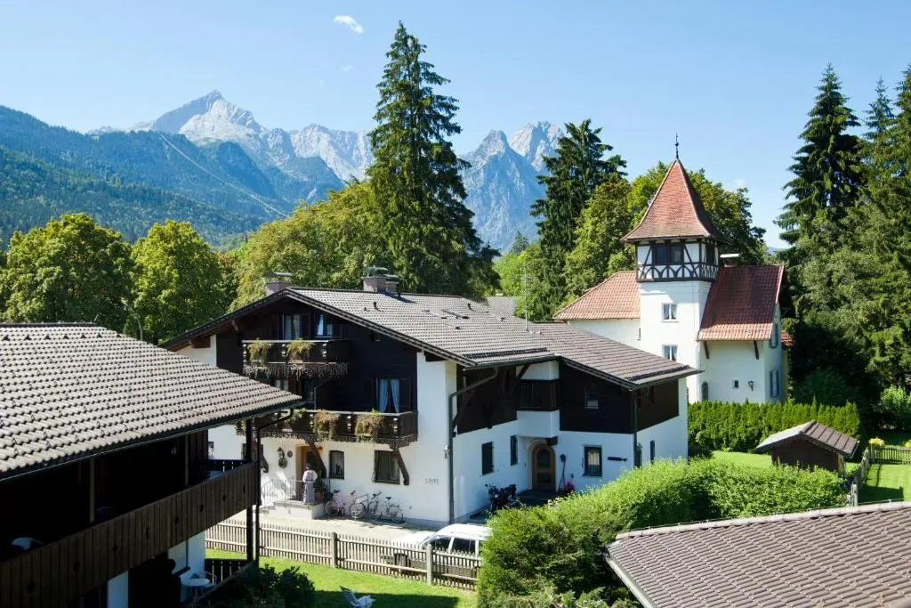 HYPERION Hotel Garmisch - Partenkirchen - Hotel de 5 estrellas en Garmisch-Partenkirchen, Garmisch-Partenkirchen - photo 1