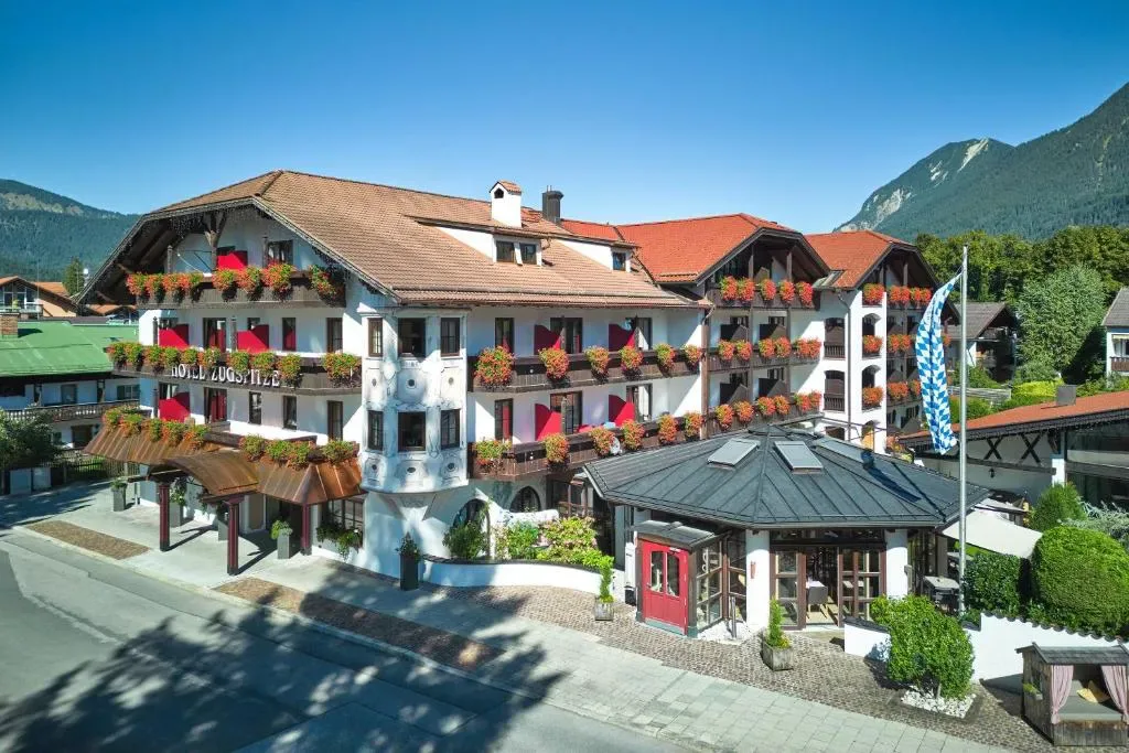 Hotel Zugspitze - Hôtel 4 étoiles, Kongresszentrum, Garmisch-Partenkirchen - photo 1