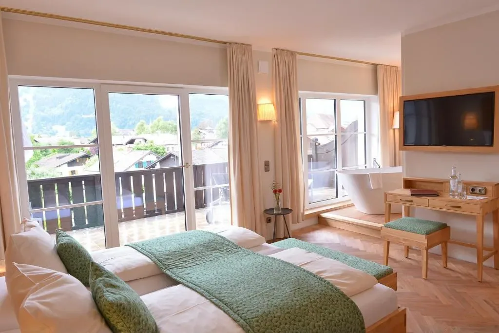 Biohotel Garmischer Hof - 4-star hotel in Garmisch-Partenkirchen, Garmisch-Partenkirchen - photo 1