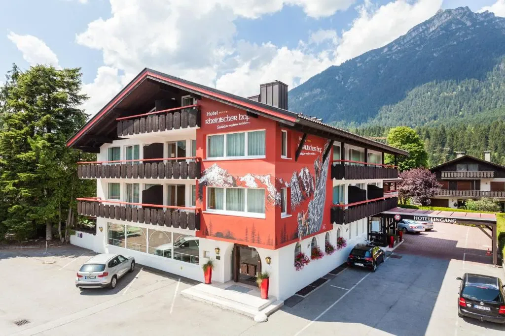 Hotel Rheinischer Hof - Hôtel 4 étoiles, Garmisch west, near train station, Garmisch-Partenkirchen - photo 1