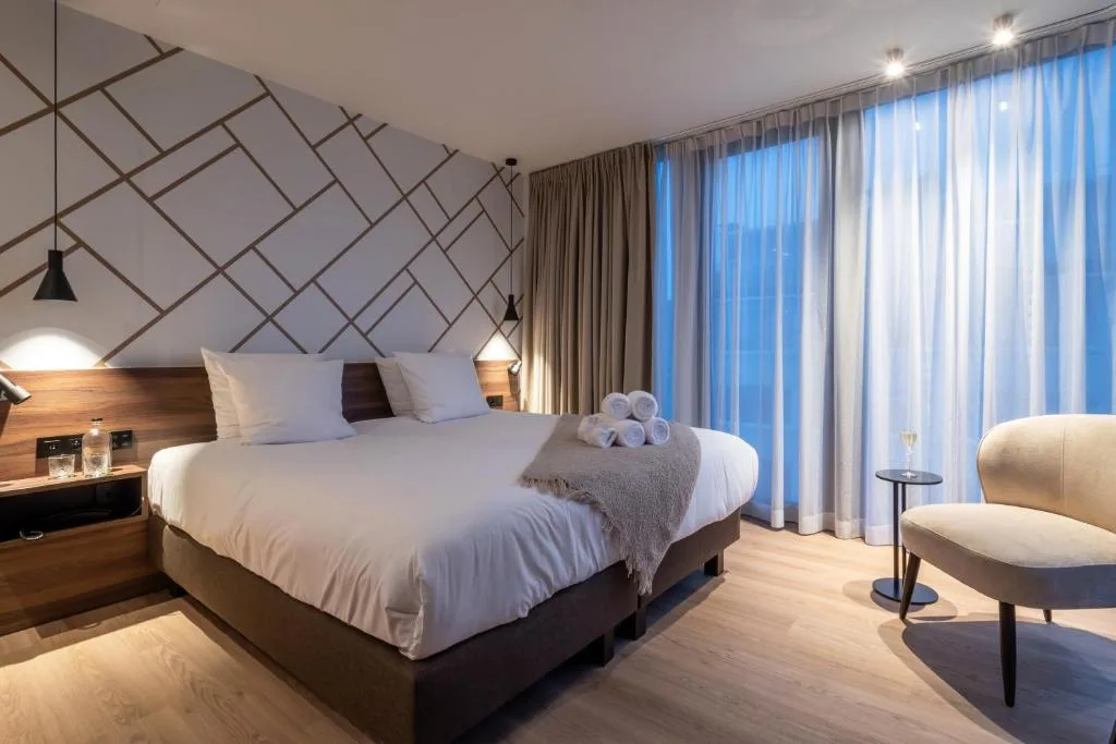ONE TWO FOUR - Hotel & Spa - Hotel de 4 estrellas en Ghent, Ghent - photo 1