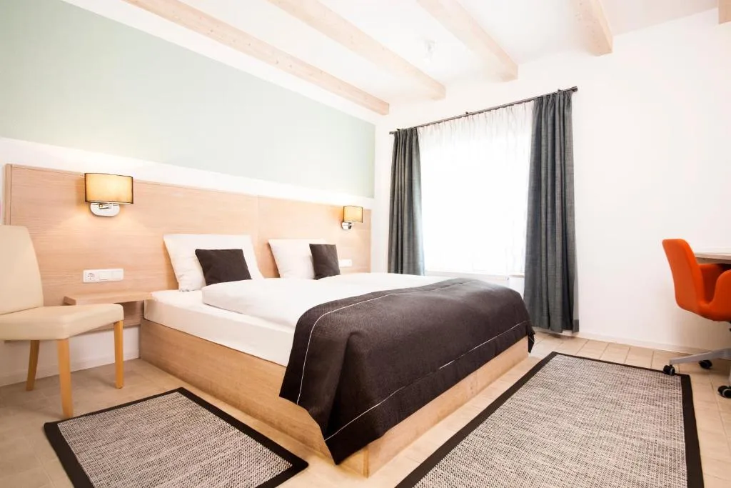 Altes Eishaus, Hotel & Restaurant - Hotel de null estrellas en Gießen, Gießen - photo 1