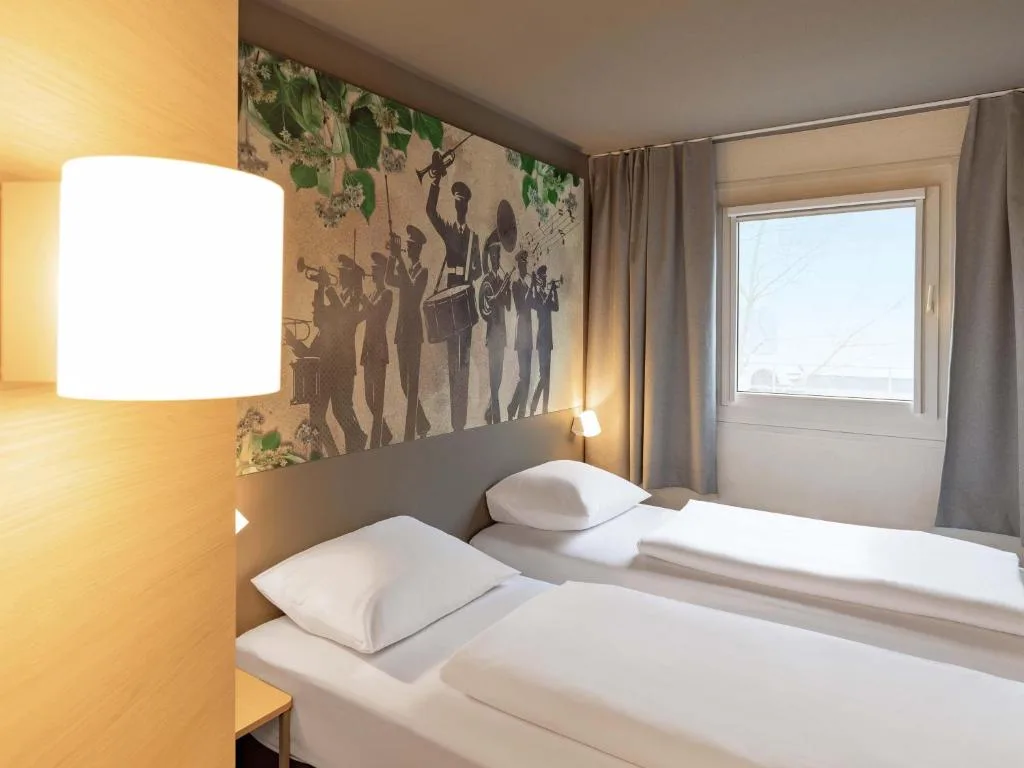 B&B HOTEL Gießen-Linden - Hotel de 3 estrellas en Gießen, Gießen - photo 1