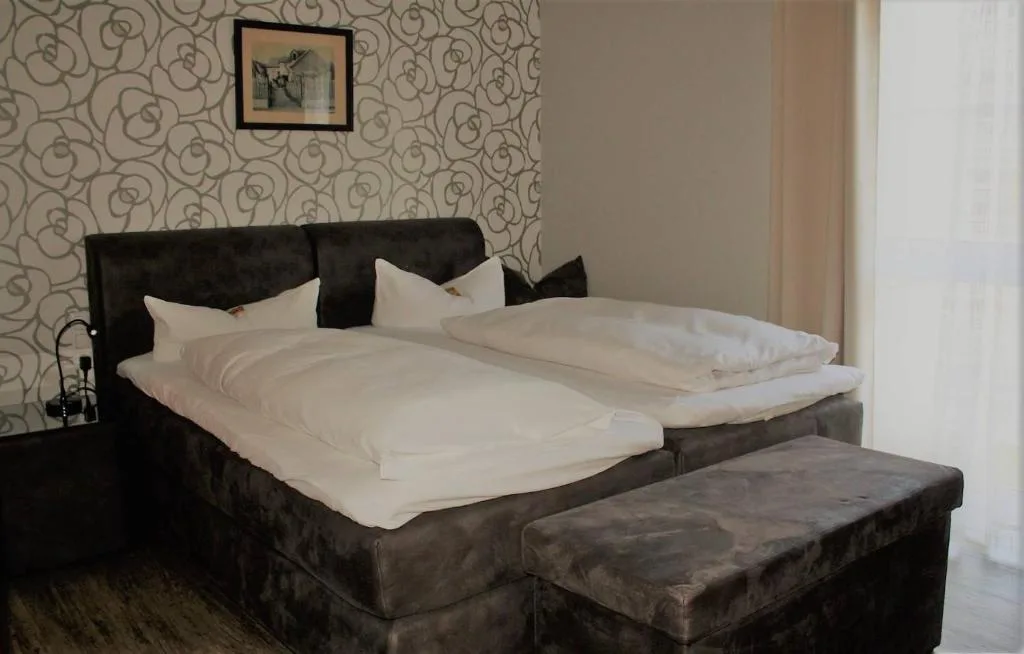 Hotel Schöne Aussicht - Hotel de 3 estrellas en Gießen, Gießen - photo 1