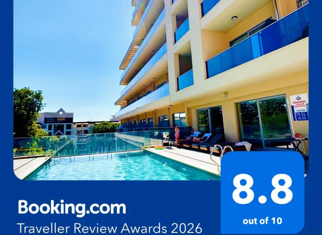 Poseidon Beach Resort - Brand-New 5-Star Hotel - Premium All Inclusive & Free Riviera Beach Access - EV Station - Hôtel 5 étoiles, Golden Sands Resort, Golden Sands - photo 1