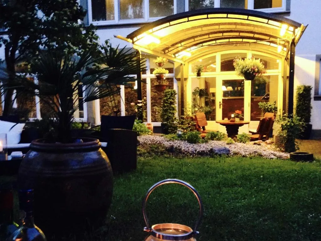 Hotel Dein Gutshof - 3-star hotel in Görlitz, Görlitz - photo 1