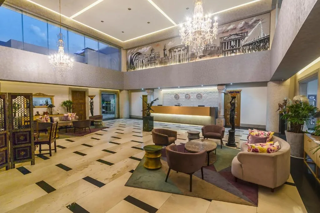 Hotel Real Maestranza - Hotel de 4 estrellas en Guadalajara, Guadalajara - photo 1