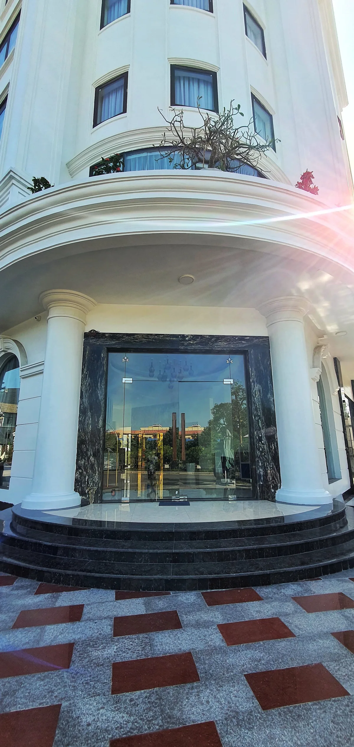Lotus Hotel & Apartments - Hotel de null estrellas en Haiphong, Haiphong - photo 1