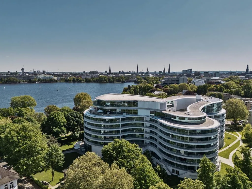 The Fontenay Hamburg - Hotel de 5 estrelas em Hamburg, Hamburg - photo 1