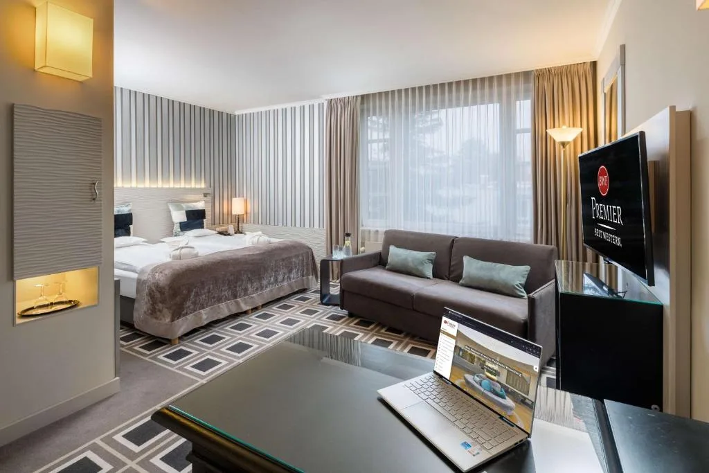 Best Western Premier Parkhotel Kronsberg - 4-star hotel in Hannover, Hannover - photo 1