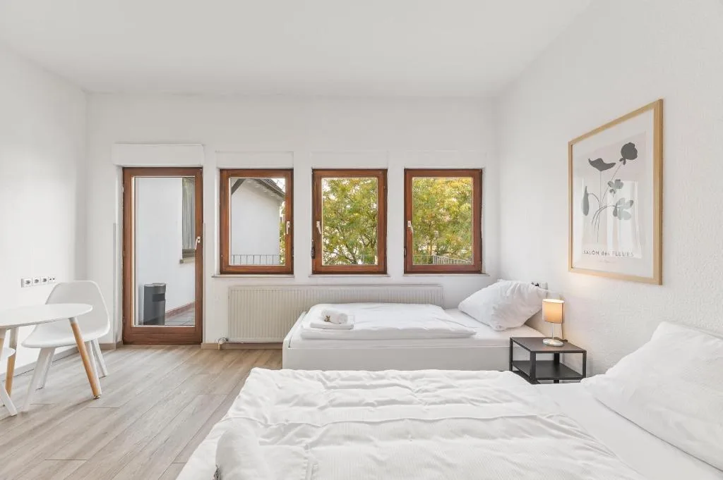 home2stay Apartmenthaus in Heilbronn WiFi, Smart TV, Waschmaschine - Hotel de null estrellas en Heilbronn, Heilbronn - photo 1