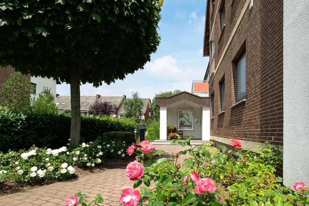Hotel Am Steinberg - 3-star hotel in Hildesheim, Hildesheim - photo 1