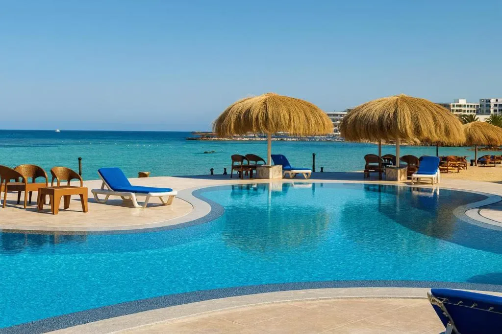 Aquatic Village - Red Sea Resort - 4-star hotel in Hurghada Marina, Hurghada - photo 1