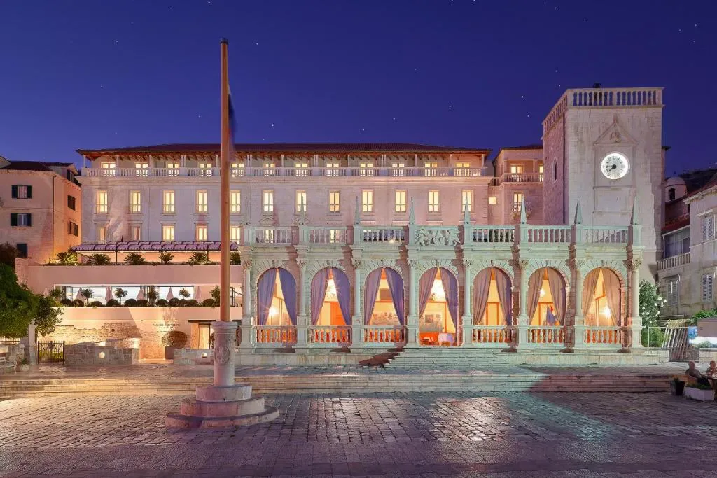 Palace Elisabeth Hvar - Hôtel 5 étoiles, Hvar Main Square, Hvar - photo 1
