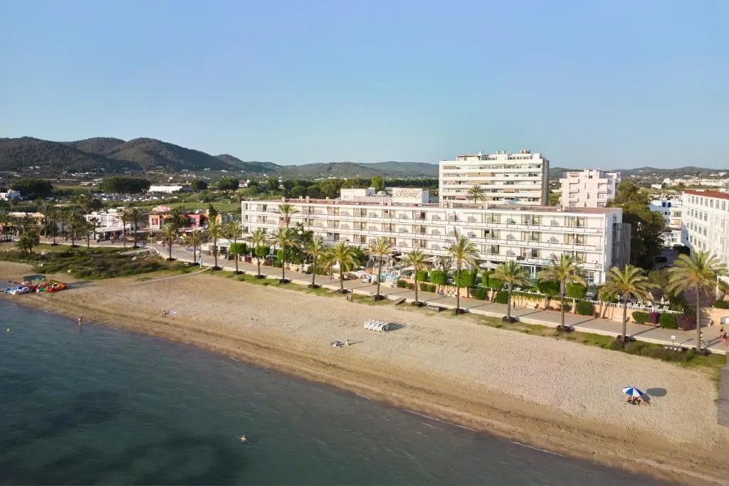 Hotel Arenal - 3-star hotel in San Antonio, Ibiza - photo 1
