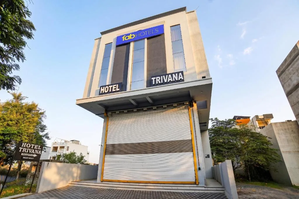 FabHotel Trivana, Mahalaxmi Nagar - Hotel de 3 estrellas en Indore, Indore - photo 1