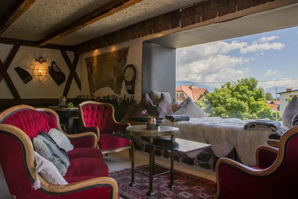 Alp Art Hotel Götzens - Hotel de 3 estrelas em Innsbruck, Innsbruck - photo 1