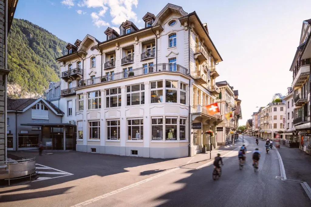 The HEY HOTEL - 4-star hotel in Höheweg, Interlaken - photo 1