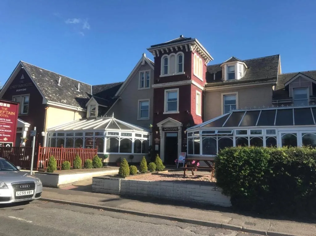 Chieftain Hotel - 3-star hotel in Inverness, Inverness - photo 1