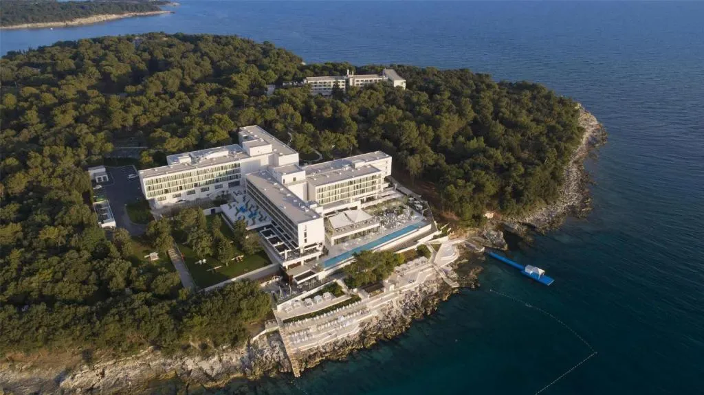 Grand Hotel Brioni Pula, A Radisson Collection Hotel - Hotel de 5 estrelas em Pula seafront, Istria - photo 1