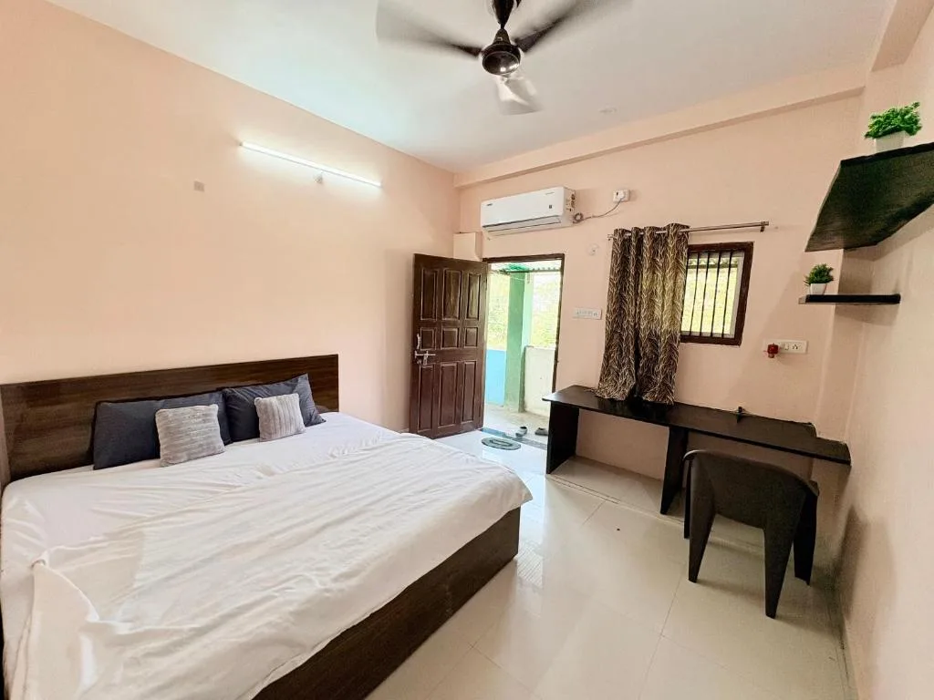 Hotel 5 Star Yatri Vishram Dormitory And Rooms - Hotel de 3 estrelas em Jabalpur, Jabalpur - photo 1