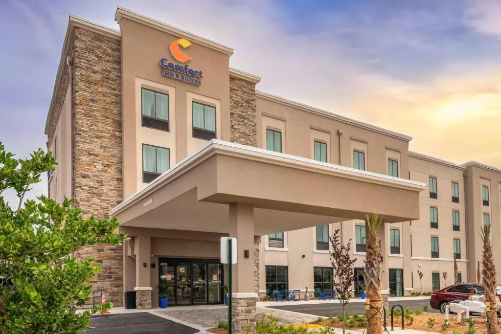 Comfort Inn & Suites Jacksonville - Orange Park Near Naval Air Station - Hotel de 5 estrelas em Jacksonville, Jacksonville - photo 1