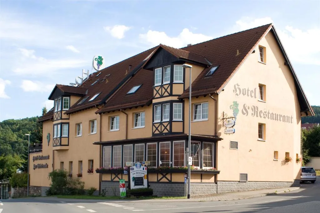 Hotel & Restaurant Zur Weintraube - Hotel de null estrelas em Jena, Jena - photo 1