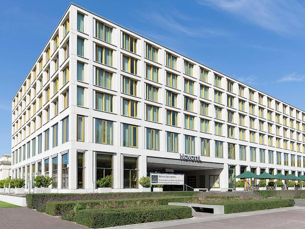 Novotel Karlsruhe City - Hôtel 4 étoiles, Karlsruhe, Karlsruhe - photo 1