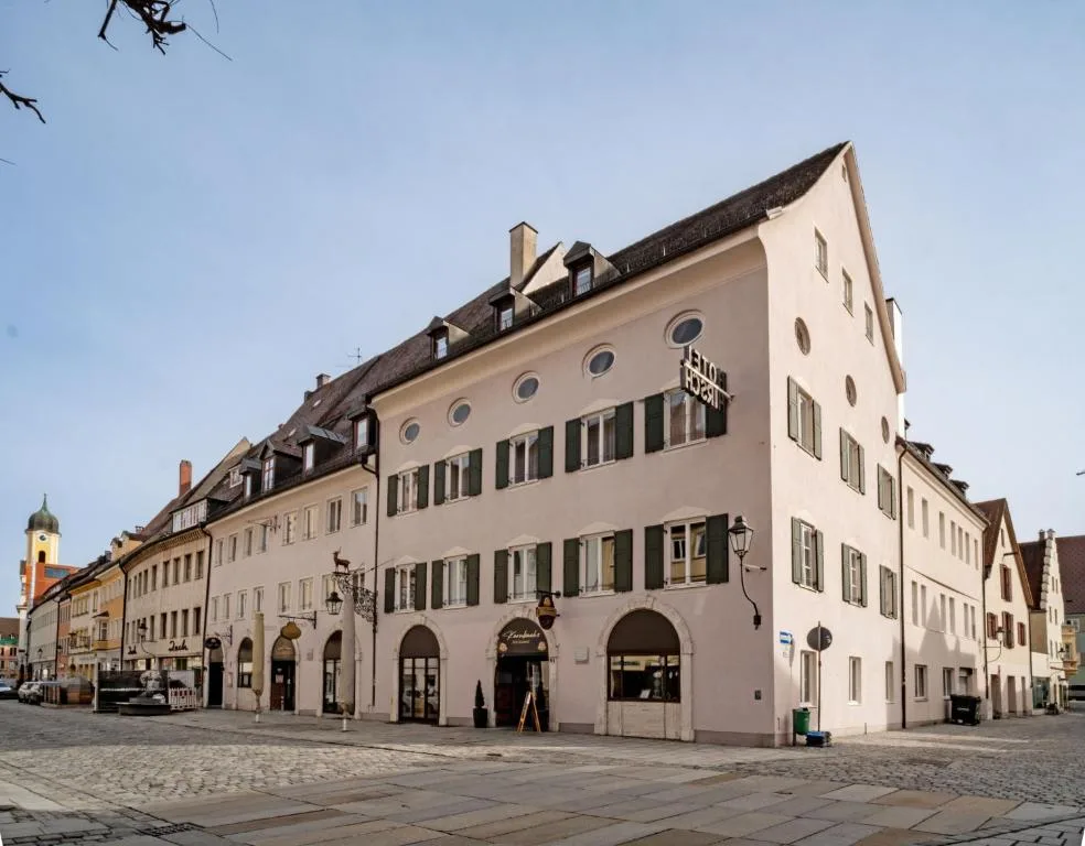 Hotel Goldener Hirsch - Hotel de 3 estrelas em Kaufbeuren, Kaufbeuren - photo 1