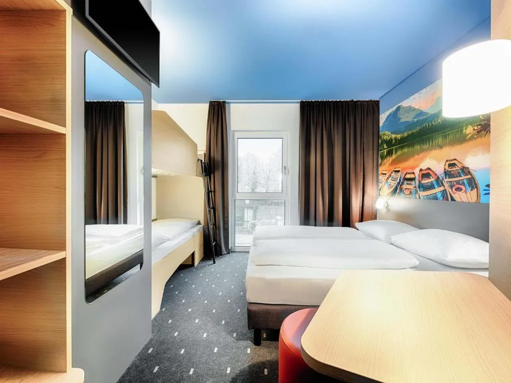 B&B Hotel Kempten - Hotel de 3 estrellas en Kempten, Kempten - photo 1