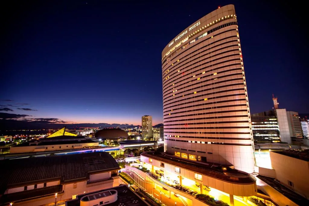 Kobe Portopia Hotel - Hotel de 5 estrellas en Kobe, Kobe - photo 1